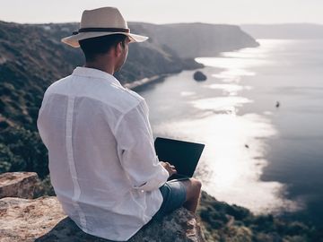  alt="Airbnb sees big opportunity in Asia's digital nomad market"  title="Airbnb sees big opportunity in Asia's digital nomad market" 